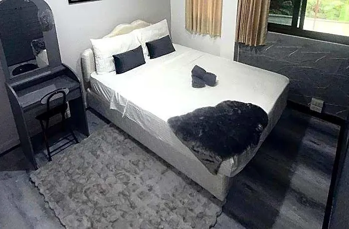 Отель Ree House