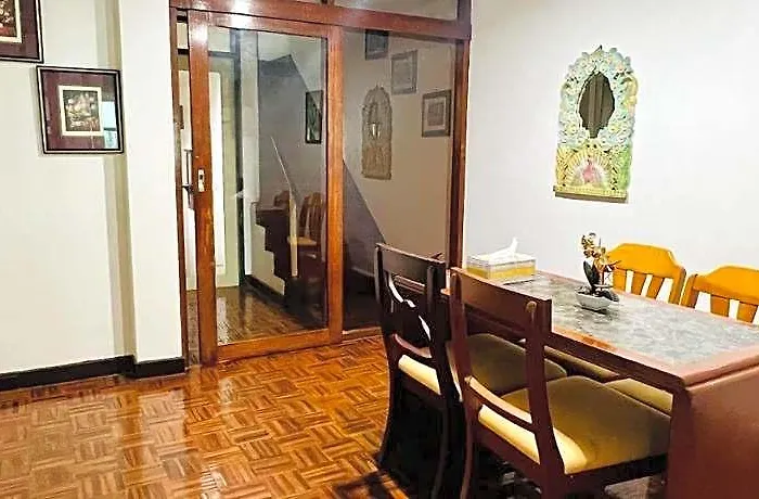 Ree House