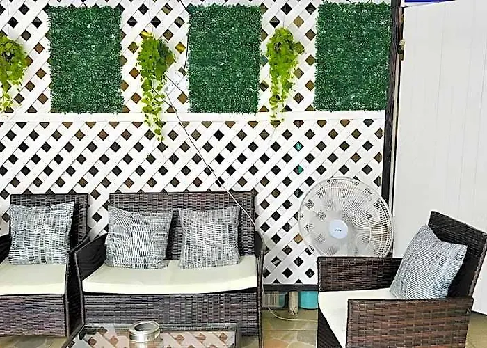 Отель Ree House 2*